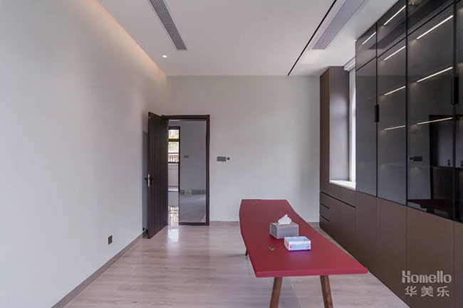 474㎡簡約風(fēng)無主燈設(shè)計(jì)，舒適度拉滿的復(fù)式別墅，打開安逸生活的新方式